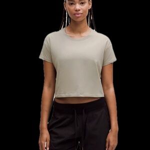 Lululemon- NWT Cates Tee